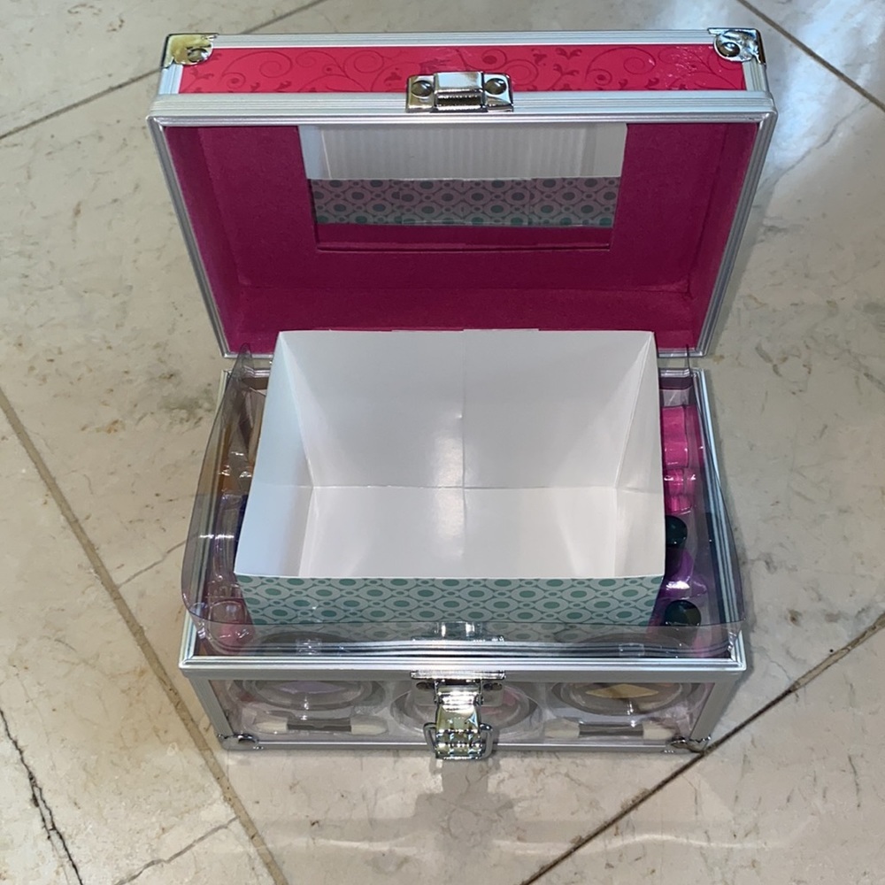 ππ
IQ Toys Girls Make-up Set πBrand New - Picture 5 of 6